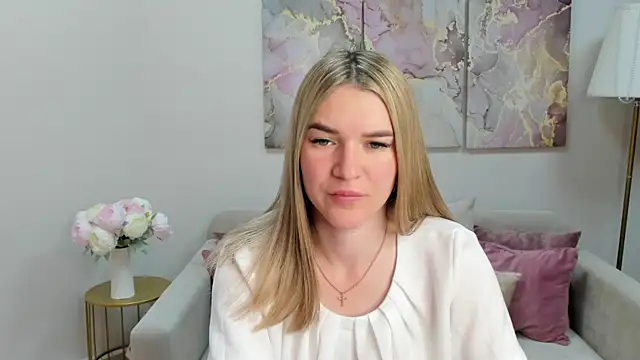 RoxyReignn online show from 07/02/26, 09:54