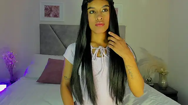 NicoleeJoness online show from 07/04/26, 12:55