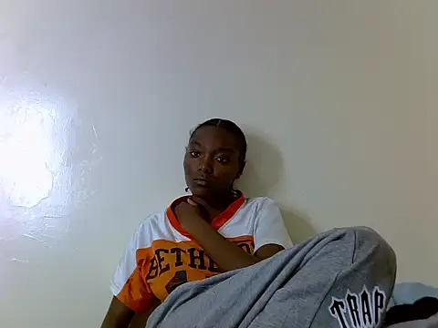 Tasha Arianah online show from 07/18/26, 09:51