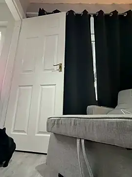 naughtygirl6989 online show from 07/05/26, 07:10