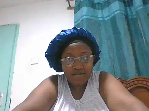 peacechloe online show from 06/29/26, 07:36