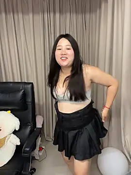 Luckysisi-s online show from 06/27/26, 02:16