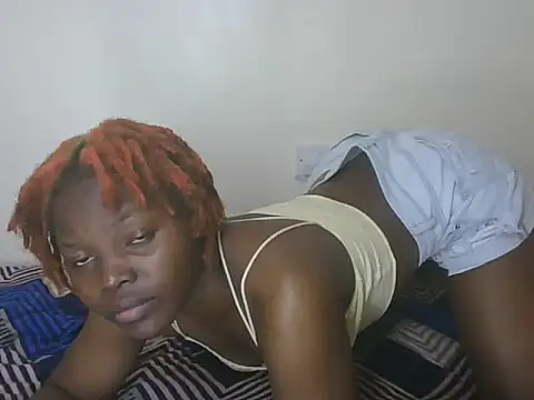 Aura desire online show from 06/19/26, 10:52