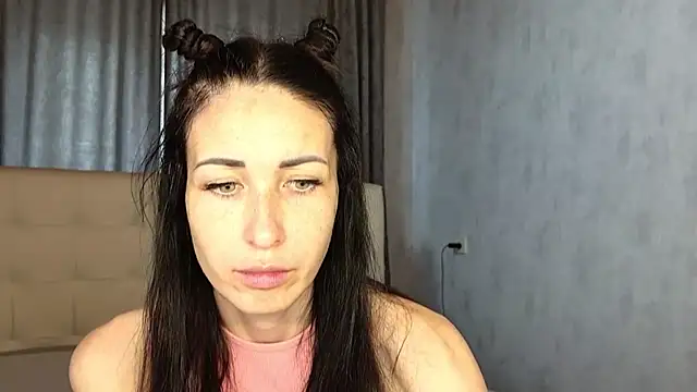 Snapshot of BouncySweety chatting on 10/14/25, 06:47 BouncySweety online show from 10/14/25, 06:47