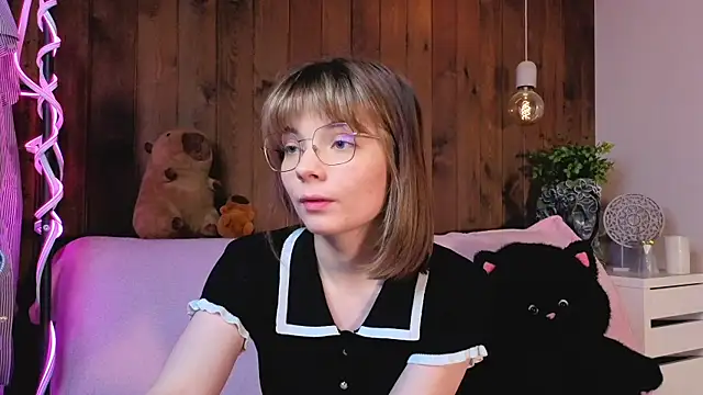 IvoryPesante online show from 06/19/26, 08:12
