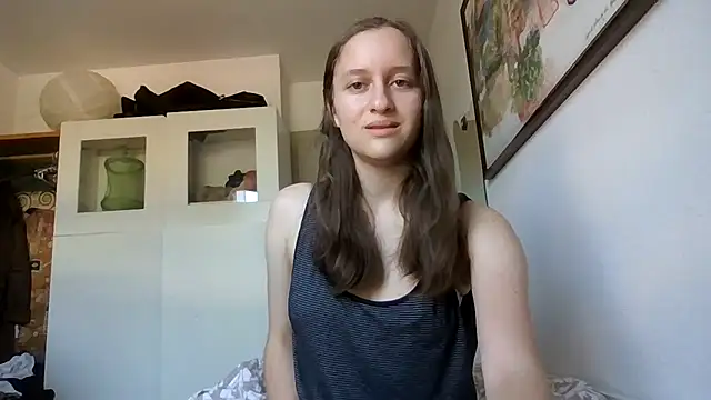 Snapshot of SoftieSophie chatting on 05/26/26, 03:08 SoftieSophie online show from 05/26/26, 03:08
