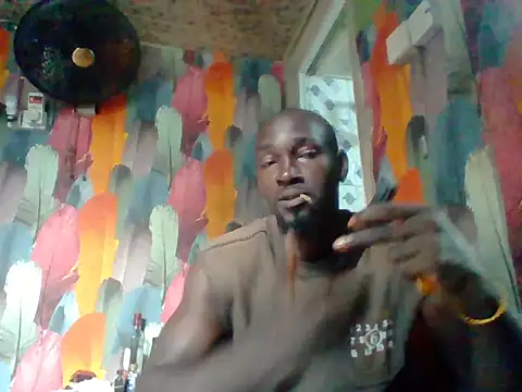 Snapshot of BlaqAarow chatting on 07/24/26, 08:23 BlaqAarow online show from 07/24/26, 08:23