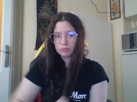 Snapshot of SzexiMacska chatting on 05/28/26, 10:12 SzexiMacska online show from 05/28/26, 10:12