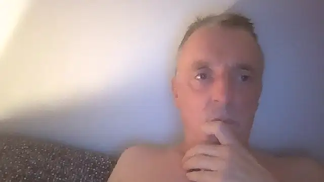 coucou9423 online show from 05/31/26, 02:09