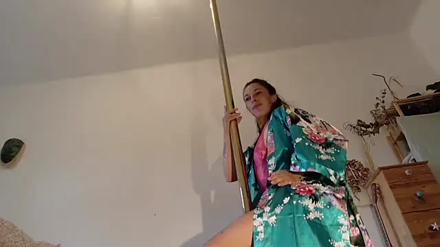 PriscillaPole online show from 06/11/26, 11:08