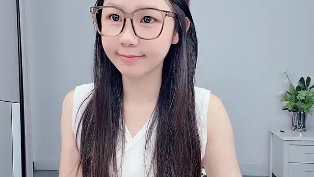 Snapshot of Rose_love69 chatting on 07/08/26, 02:49 Rose love69 online show from 07/08/26, 02:49