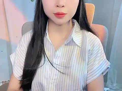 Snapshot of -Naomii_ chatting on 06/30/26, 08:26 -Naomii online show from 06/30/26, 08:26