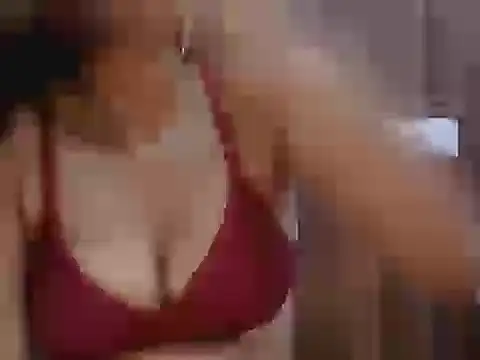 Snapshot of Himanshi_Singh chatting on 06/04/26, 11:16 Himanshi Singh online show from 06/04/26, 11:16