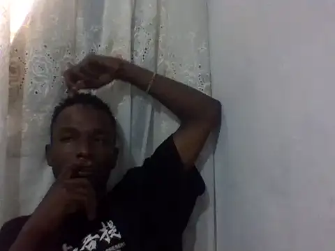 Snapshot of Roystone3 chatting on 06/12/26, 08:57 Roystone3 online show from 06/12/26, 08:57