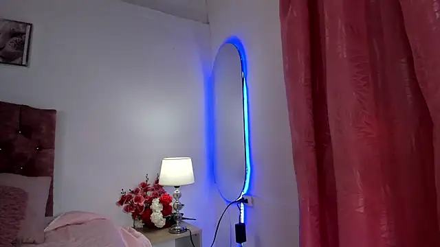 Mia Nova5 online show from 06/21/26, 11:57