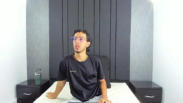 Snapshot of LEO_SANZ66 chatting on 07/07/26, 12:20 LEO SANZ66 online show from 07/07/26, 12:20