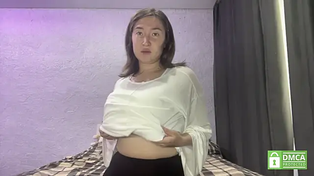 Snapshot of LaylaKrasnici chatting on 07/01/26, 08:38 LaylaKrasnici online show from 07/01/26, 08:38