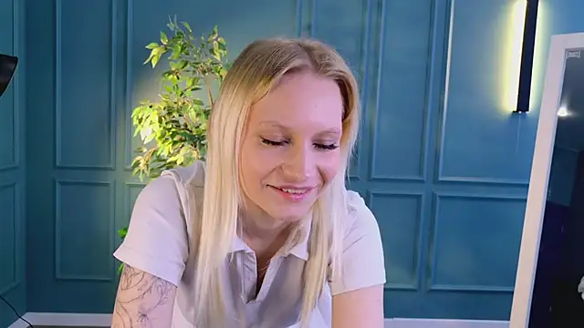 haleybooo online show from 05/26/26, 08:21