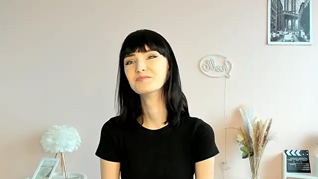 Snapshot of HelgaMagliulo chatting on 05/26/26, 07:59 HelgaMagliulo online show from 05/26/26, 07:59
