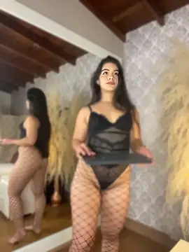 Snapshot of Amel_Rosse chatting on 06/08/26, 03:23 Amel Rosse online show from 06/08/26, 03:23