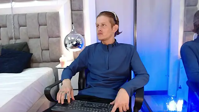 Snapshot of AnthonyStone_ chatting on 06/05/26, 07:41 AnthonyStone online show from 06/05/26, 07:41