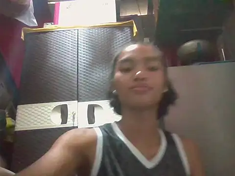 Snapshot of flirty_bella69 chatting on 06/24/26, 03:11 flirty bella69 online show from 06/24/26, 03:11