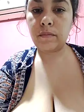 sofiapere1 online show from 07/20/26, 10:01