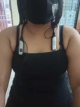 Snapshot of Neha-71 chatting on 06/30/26, 12:06 Neha-71 online show from 06/30/26, 12:06