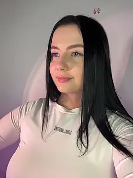 QueenL0la online show from 06/04/26, 04:57