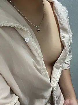 Ellie18 online show from 06/06/26, 02:55