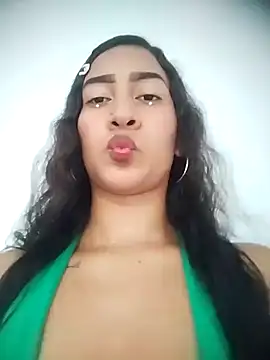 Snapshot of ScarletLovee_ chatting on 07/17/26, 09:41 ScarletLovee online show from 07/17/26, 09:41
