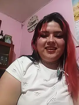 Snapshot of curvy_latina chatting on 06/28/26, 05:57 curvy latina online show from 06/28/26, 05:57