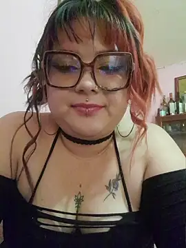 Snapshot of curvy_latina chatting on 07/24/26, 09:46 curvy latina online show from 07/24/26, 09:46
