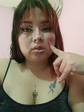 Snapshot of curvy_latina chatting on 07/30/26, 07:13 curvy latina online show from 07/30/26, 07:13