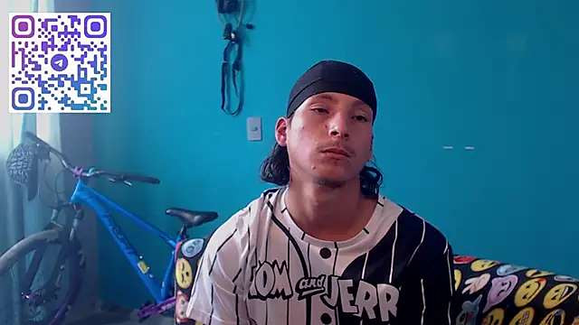 Snapshot of MrKingsaintx chatting on 06/20/26, 06:00 MrKingsaintx online show from 06/20/26, 06:00