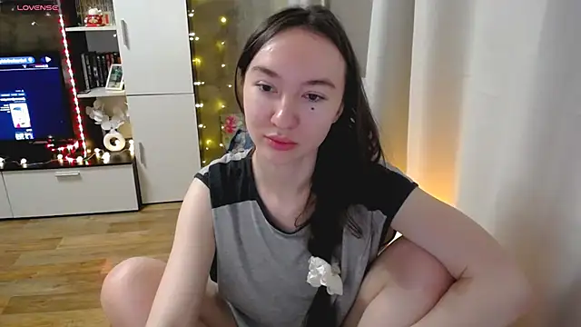 Maryana Ro online show from 03/15/26, 10:27