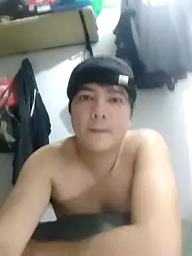 Snapshot of hotboyrider chatting on 06/09/26, 03:45 hotboyrider online show from 06/09/26, 03:45