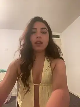 naomiiii55 online show from 05/27/26, 09:45