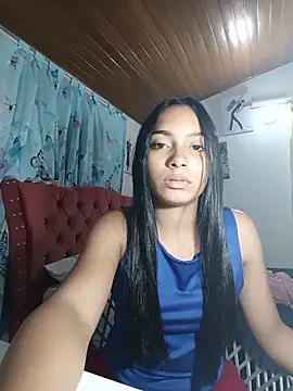xcleila online show from 06/09/26, 04:13