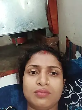 Snapshot of priya_970 chatting on 05/31/26, 02:53 priya 970 online show from 05/31/26, 02:53
