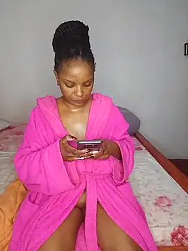 creamiequeen online show from 06/28/26, 11:05