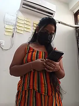 Riya hot8 online show from 07/10/26, 08:07
