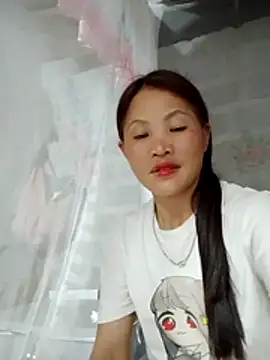 Snapshot of Malin_9k chatting on 06/02/26, 04:31 Malin 9k online show from 06/02/26, 04:31