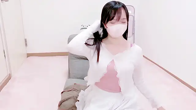 Hikari  o00 online show from 07/14/26, 01:08