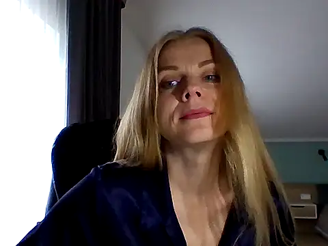 Snapshot of Tina5394 chatting on 06/18/26, 05:08 Tina5394 online show from 06/18/26, 05:08