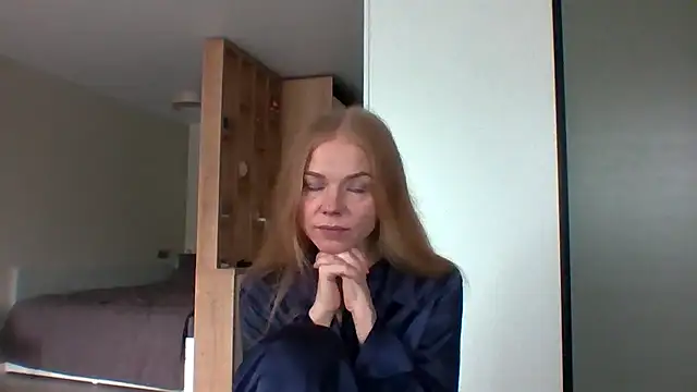 Snapshot of Tina5394 chatting on 07/07/26, 04:37 Tina5394 online show from 07/07/26, 04:37