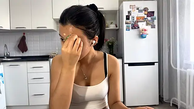 AikoHokonu online show from 06/11/26, 07:17