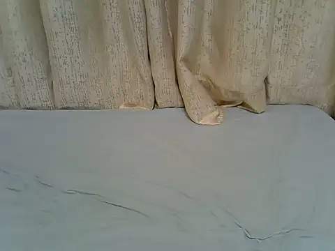 Snapshot of Beryldee chatting on 06/28/26, 12:44 Beryldee online show from 06/28/26, 12:44