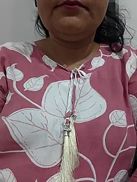 Snapshot of manjusrma005 chatting on 06/02/26, 06:32 manjusrma005 online show from 06/02/26, 06:32