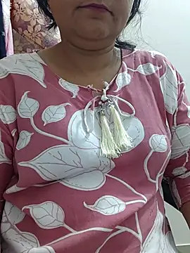 Snapshot of manjusrma005 chatting on 06/05/26, 06:46 manjusrma005 online show from 06/05/26, 06:46
